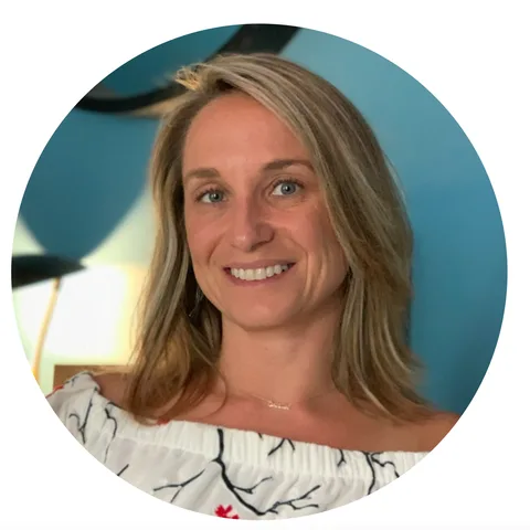 Portrait of Stephanie McGurren